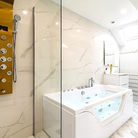 Oasis Chic - Spa Prive & Cinema Reims Luaran gambar