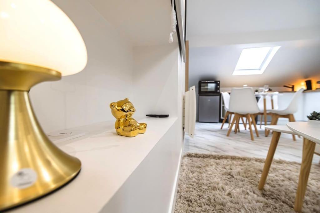 Oasis Chic - Spa Prive & Cinema Reims Luaran gambar